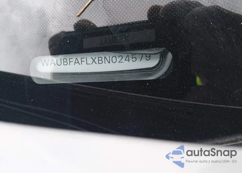 2011 Audi A4 2.0T Premium z USA, uszkodzony, nr VIN WAUBFAFLXBN024579